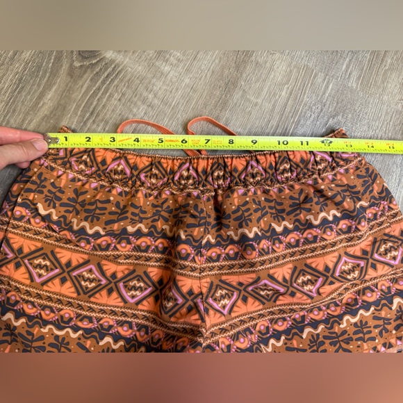 Patagonia Women's Barely Baggies, Mangrove Tiki: Henna Brown - 2.5" Small - Picture 6 of 8
